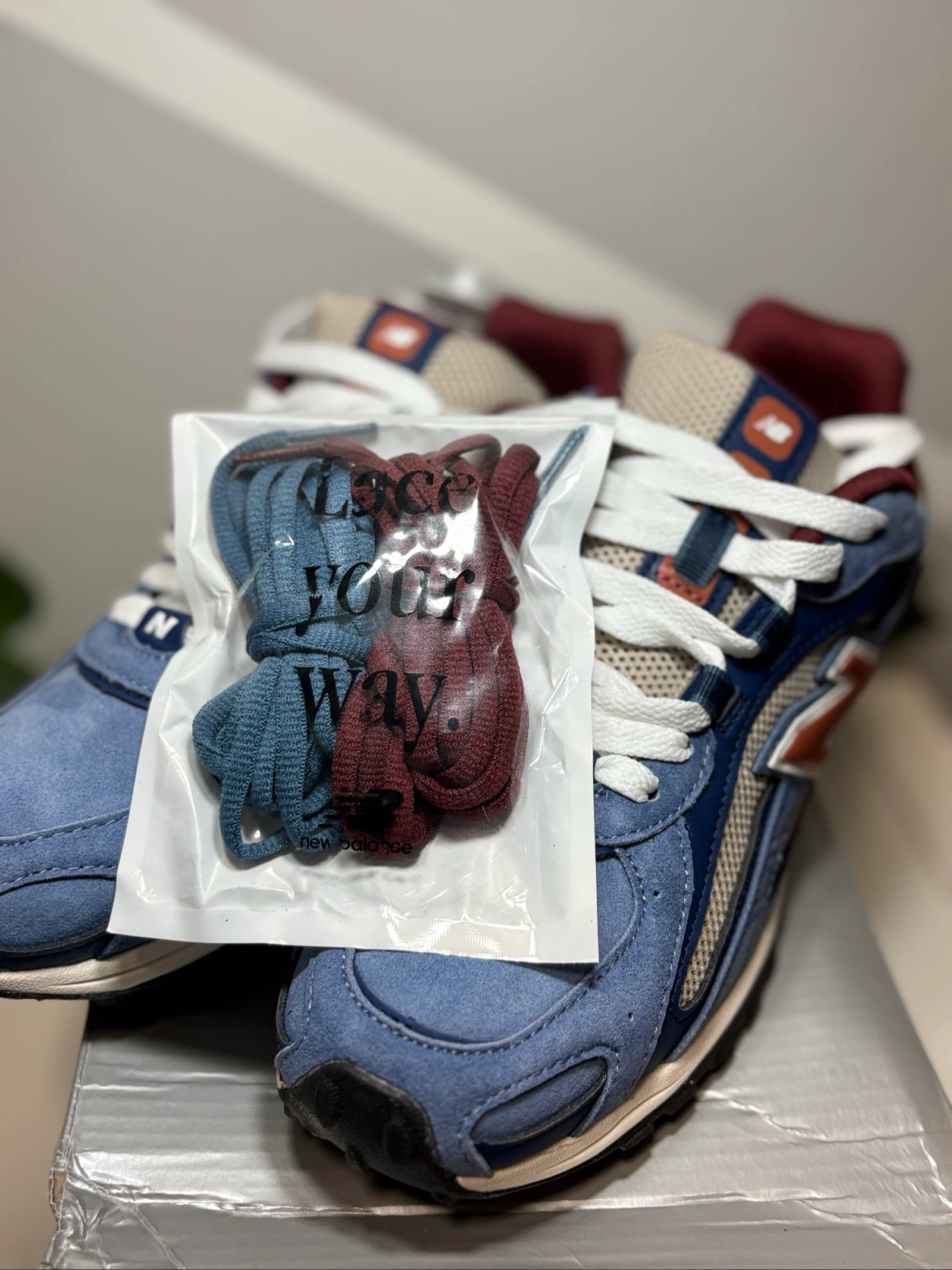 New Balance 204L Jeans Size 41.5 – photo 8